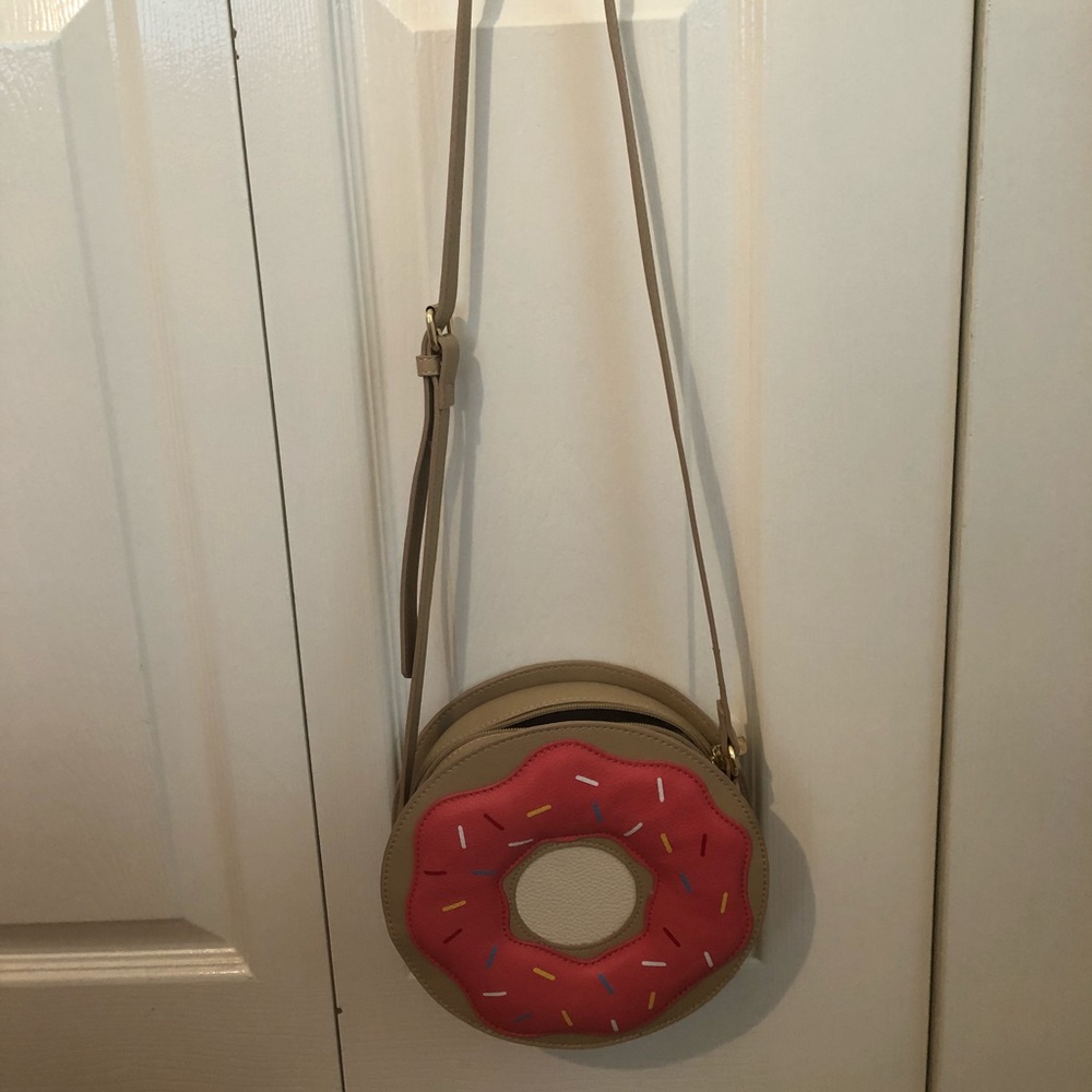 Donut purse